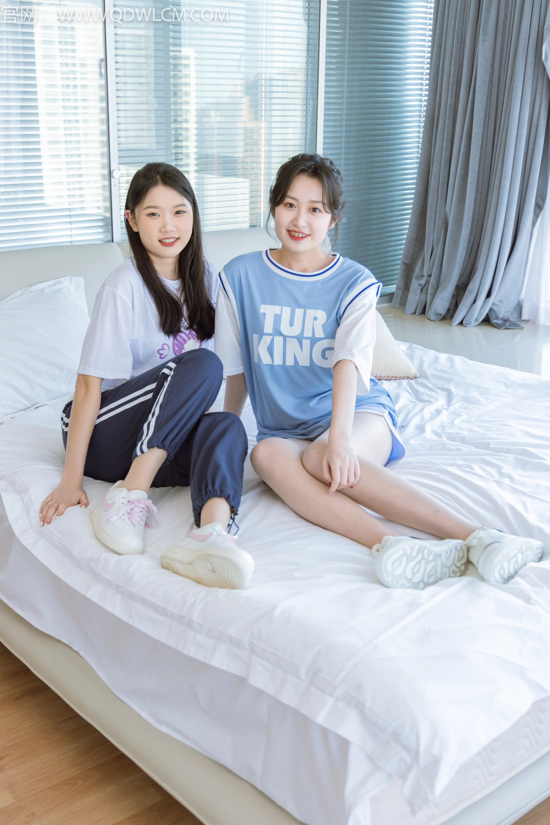 物恋传媒 NO.1219 小竹&小敏-闺蜜时光 1