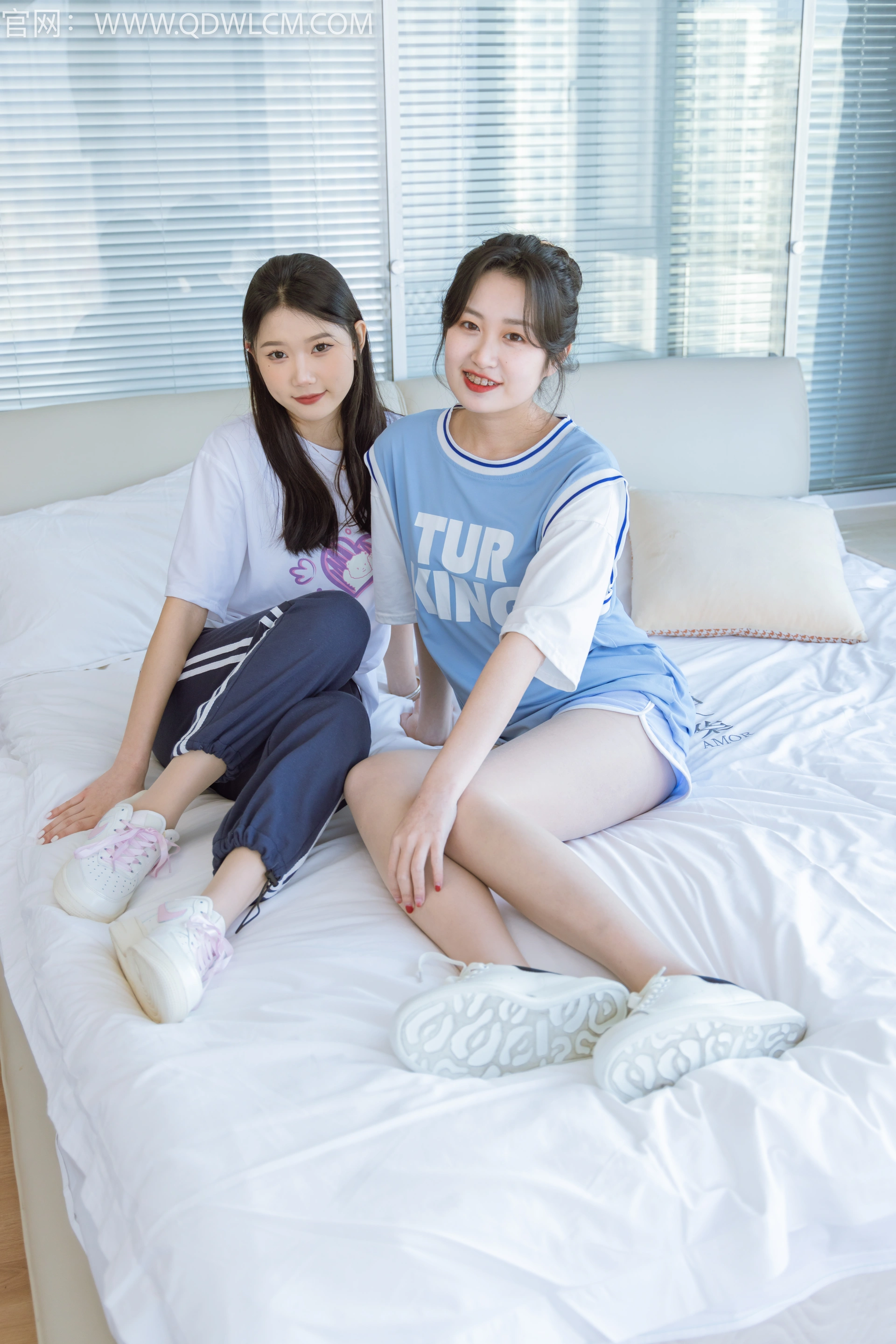 物恋传媒 NO.1219 小竹&小敏-闺蜜时光 2